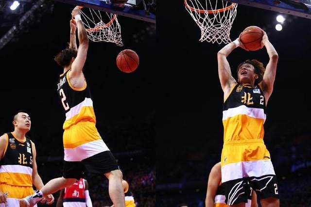 官方：赫伊森、雅克松经纪人巴拉特获2025金童奖最佳经纪人奖（官方公告：赫伊森与雅克松的经纪人巴拉特当选2025金童奖最佳经纪人）