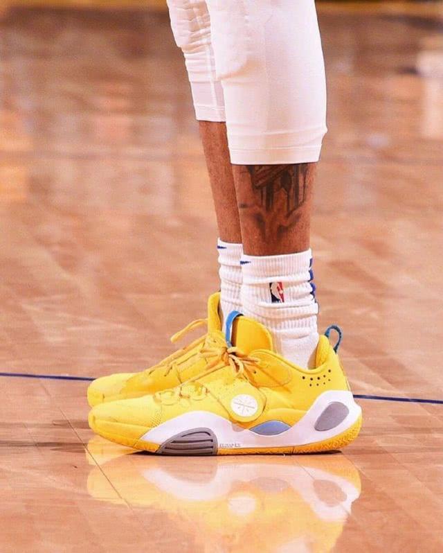 裁判专家：裁判给弗兰·加西亚红牌没问题，罚下卡雷拉斯错了（裁判专家：弗兰·加西亚红牌判定合理，卡雷拉斯被罚下属误判）