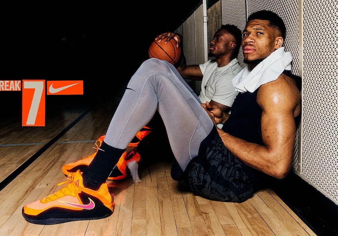 何意味？世非预生死战尼日利亚下半场前段即撤下三名首发前锋（深意何在？世预赛非洲区对尼日利亚生死战，下半场初段连撤三名首发前锋）