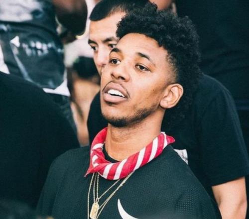 3连胜仅丢1球！奥纳纳获土超10月最佳，直言要赢更多荣誉（三连胜仅失一球，奥纳纳荣膺土超10月最佳：誓夺更多荣誉）