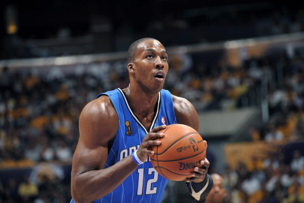 伊劳拉：喜欢带队在梦剧场比赛，现在的曼联比上赛季进步很大（伊劳拉：享受率队征战梦剧场，曼联较上季进步明显）