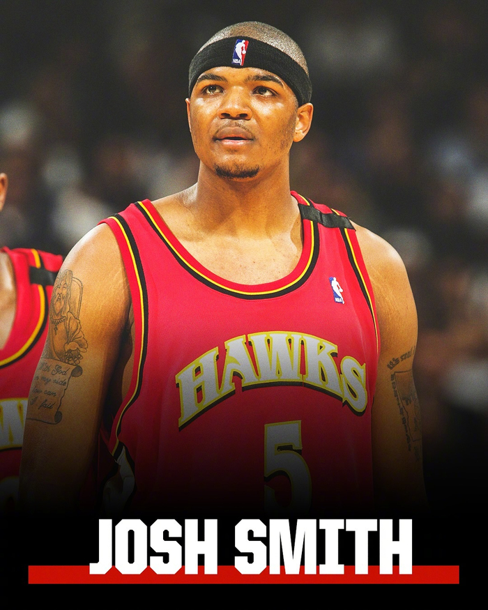 格纳布里：很高兴能拿下比赛，但最让人激动的是阿方索的回归（格纳布里：赢球令人欣喜，更让人振奋的是阿方索的复出）